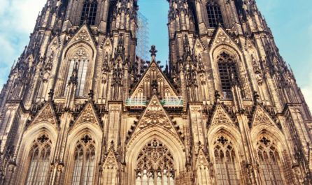 Речен круиз „ФЕСТИВАЛ НА ЛАЛЕТАТА“ в Нидерландия | 1 април 2026 с полет от Варна| 01.04.2026 – 07.04.2026