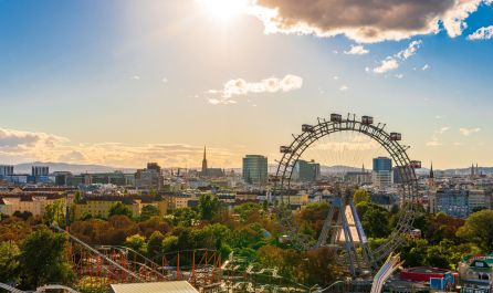 Елегантна Европа с полет от Варна! Прага, Виена, Братислава и Дрезден