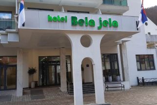 Настаняване в хотел 3*