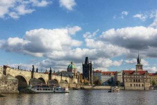 Настаняване в хотел 2 и 3 звезди