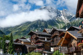 Наст. в хотели 4, 3 и 2 звезди