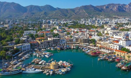 СЕВЕРЕН КИПЪР – МЕЖДУ ДВА СВЯТА