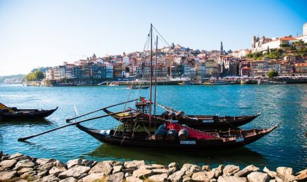 Почивка в ПОРТУГАЛИЯ - ЛИСАБОН И ПОРТО – със самолет и обслужване на български език! Гарантирани места!