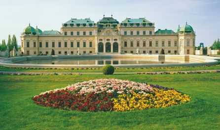 Виена - история, изкуство и култура, със самолет и обслужване на български език!