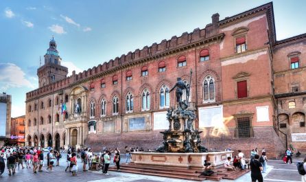 Екскурзия в ИТАЛИЯ – уикенд в Болоня, ЕМИЛИЯ РОМАНЯ, със самолет, на български език!