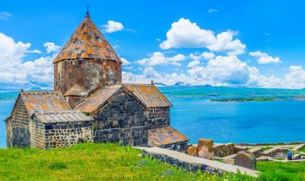 Екскурзия в АРМЕНИЯ - Ереван - природа, култура и древни традиции - със самолет, на български език!