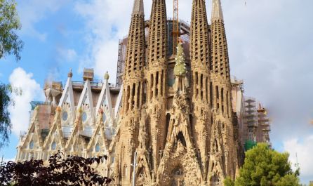 Екскурзия в ИСПАНИЯ - БАРСЕЛОНА - сърцето на Каталуния! Директен полет от ВАРНА!