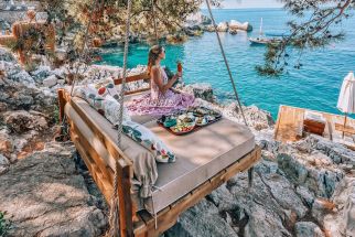 Aymes Hotel