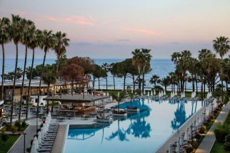 BARUT COLLECTION ACANTHUS & CENNET