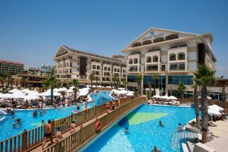 CRYSTAL PALACE LUXURY RESORT & SPA