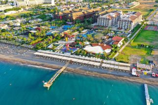 CRYSTAL FAMILY RESORT