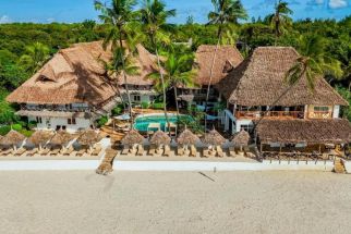 AHG DREAMS BAY BOUTIQUE - ADULTS ONLY