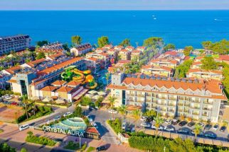 Crystal Aura Beach Resort Premium
