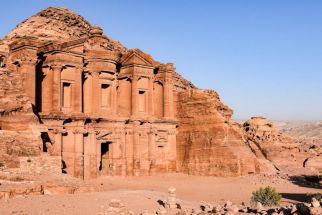 Настаняване по програмата