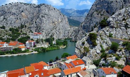 ХЪРВАТИЯ - Перлата на Адриатика и намигване към Босна и Херцеговина с 3 включени екскурзии-от София