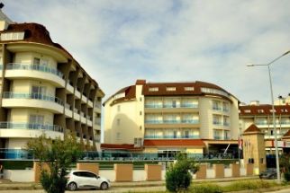 RAMADA RESORT BY WYNDHAM SIDE