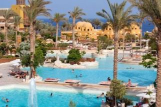 GRAND WATERWORLD MAKADI