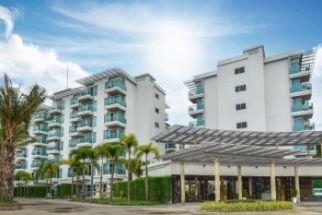 Fishermens Harbour Urban Resort