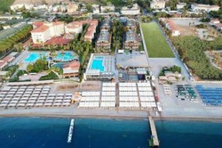 SAILORS BEACH CLUB