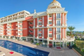 ANTIQUE ROMAN PALACE BOUTIQUE - ADULTS ONLY (16+)