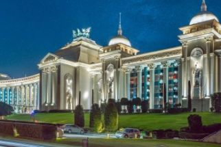 THE LAND OF LEGENDS KINGDOM HOTEL