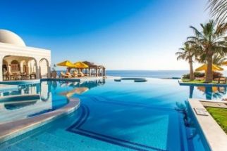 THE OBEROI BEACH RESORT