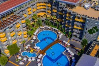 SENZA GRAND SANTANA HOTEL