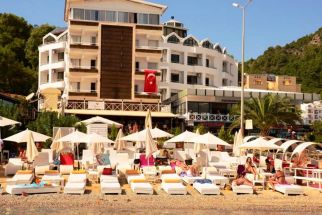 CLASS BEACH HOTEL